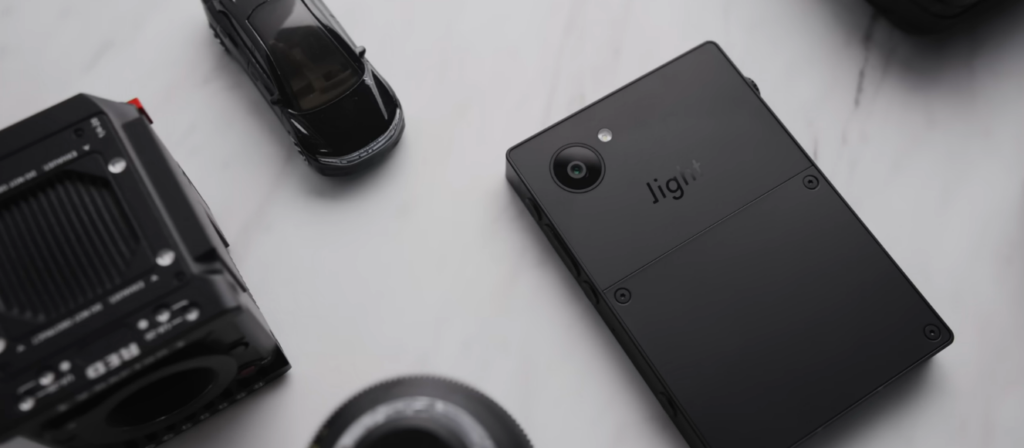 The Rise of ‘Dumb Phones’: Why Millions Are Rejecting the High-Tech Ecosystem